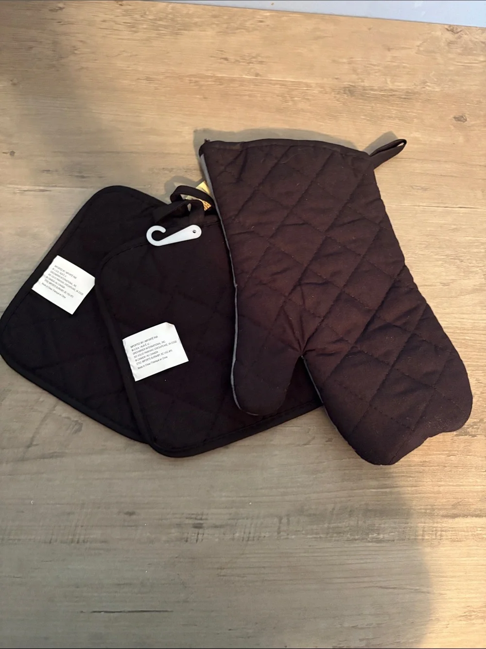 Home Collection Gray Oven Mitt and Pot Holders Set